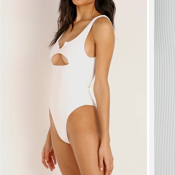 Frankie’s Cody Cutout One-Piece Swimsuit White Size - Picture 2 of 3